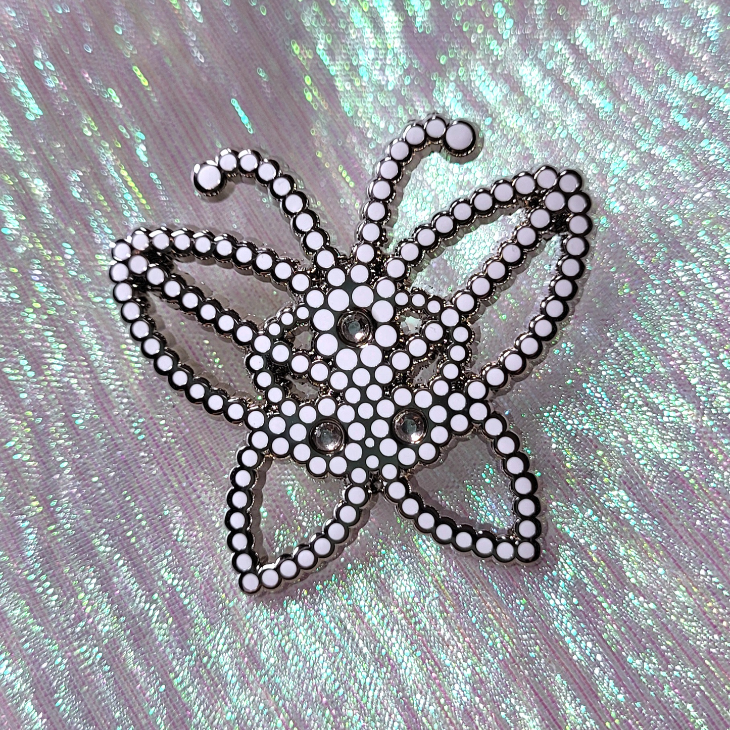 Parakiss butterfly pin