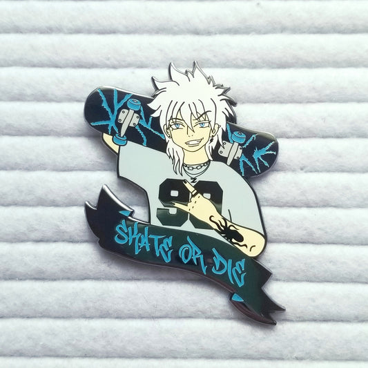 Skater Killua Pin