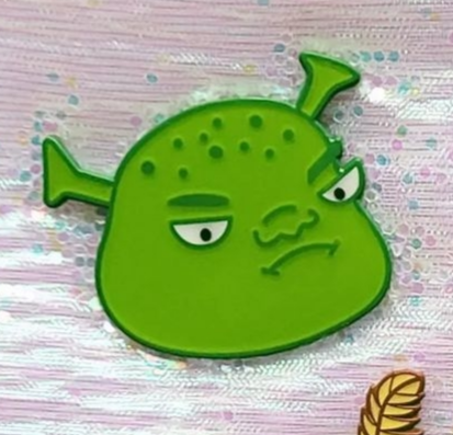 Shreku pins